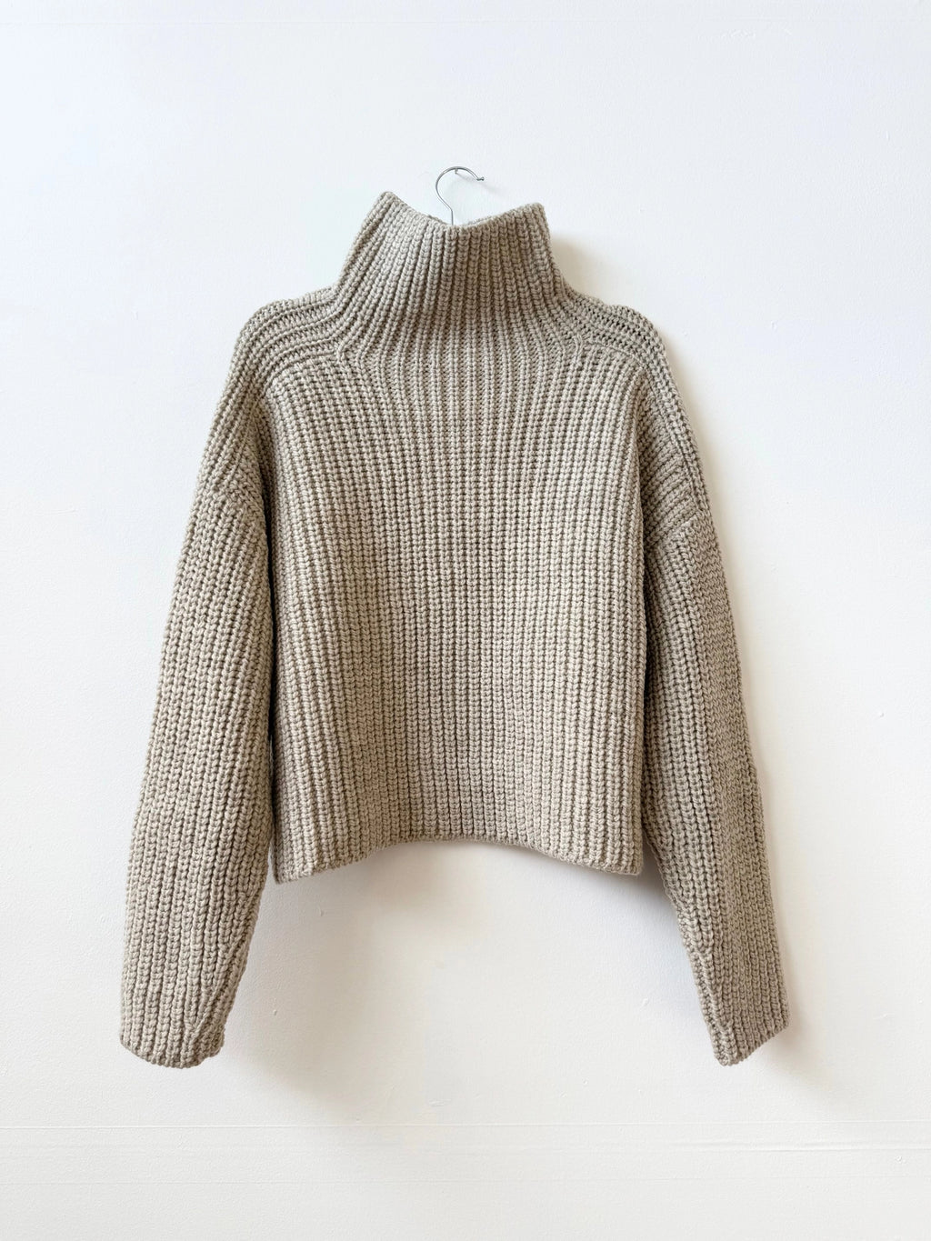Oliver Mock Neck in Wool